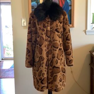 Dennis Basso Coat | Leopard print Car Coat NWT